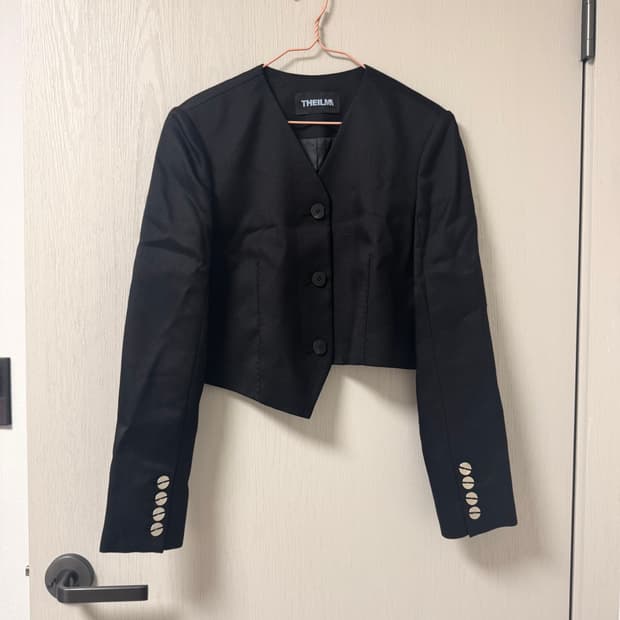 (s) 더일마 언발 크롭 자켓