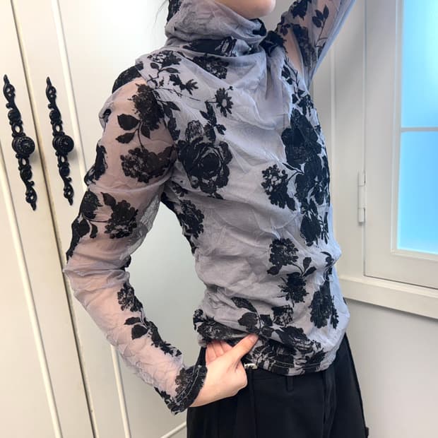 빈티지 시스루 플로럴 폴라탑