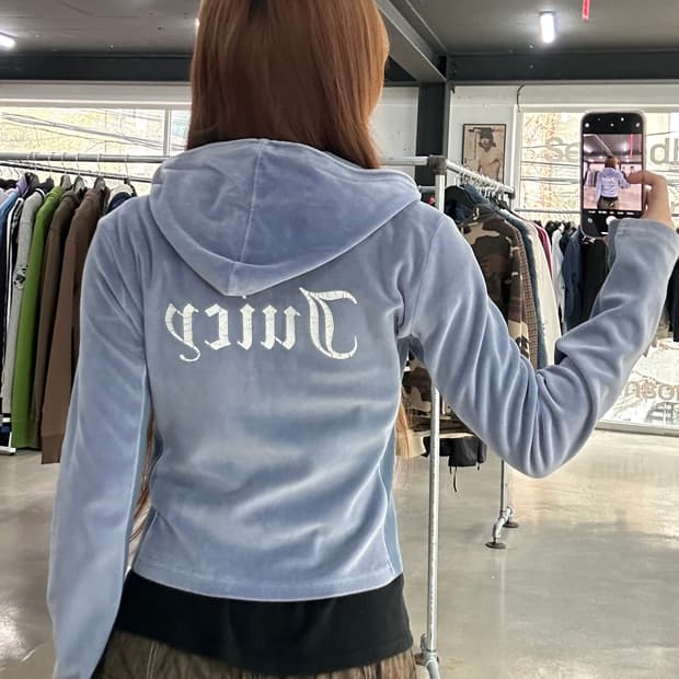 쥬시꾸뛰르 벨루어 셔링리브드 백로고 후드집업