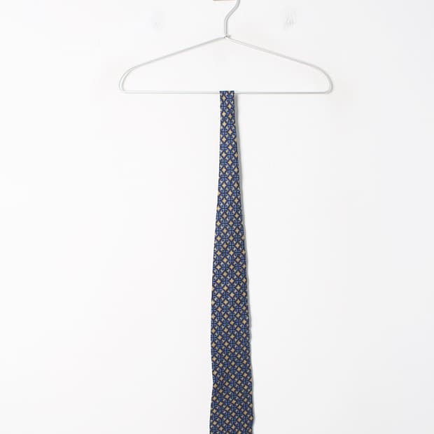 입생로랑 넥타이