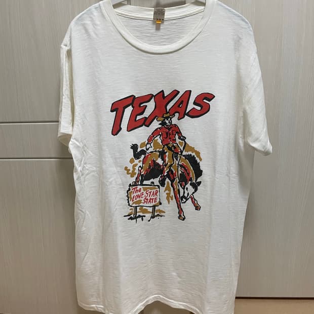VELVA SHEEN TEXAS 프린팅 반팔티 / 사이즈 L