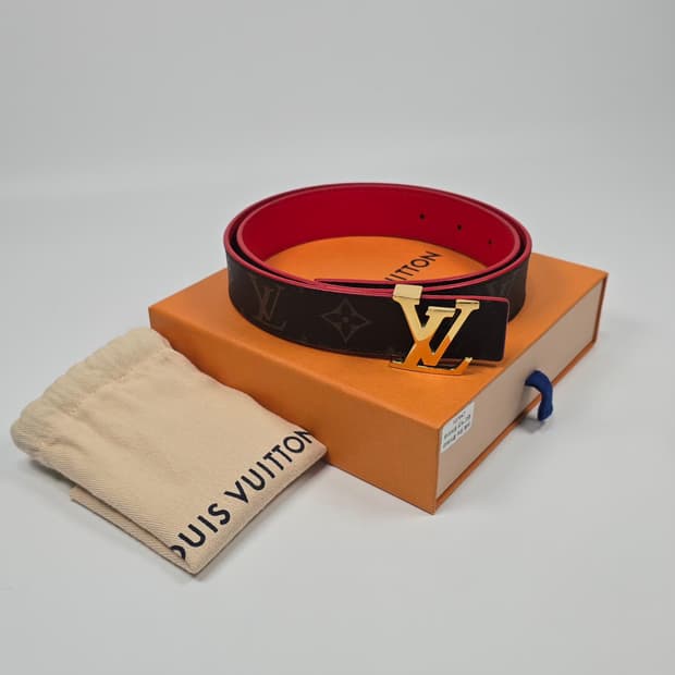 루이비통 모노그램 LV 이니셜 리버서블 벨트 ( 75 )