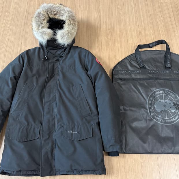 캐나다구스 랭포드 블랙 퓨전L 판매합니다.