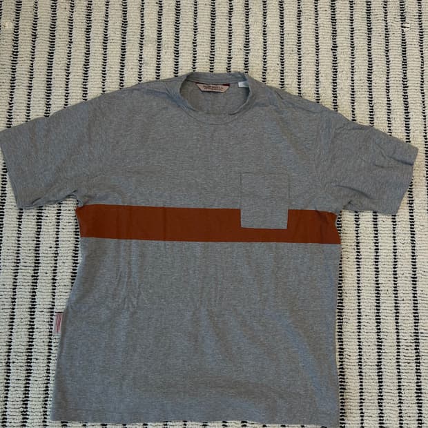 유니폼브릿지 그레이 티셔츠