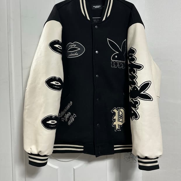 위캔더스 플레이보이 바시티자켓