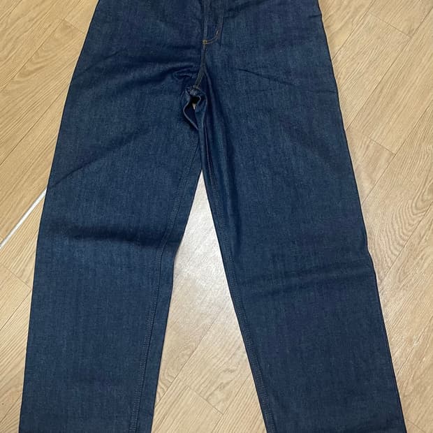 cos코스 릴렉스드핏 와이드레그진(31)