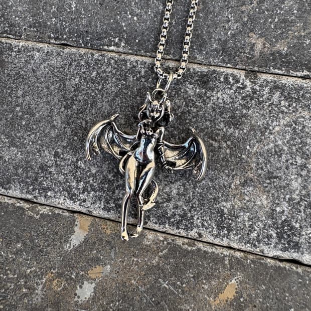 Succubus necklace