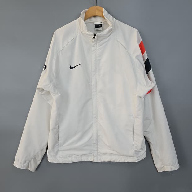 나이키 Nike 드라이핏 윈드러너 자켓 100