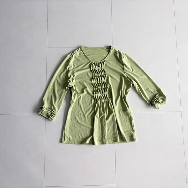 pintuck pleated top