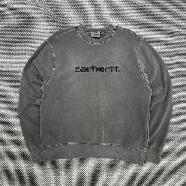 착샷O 칼하트 Wip 그레이 워시드 맨투맨