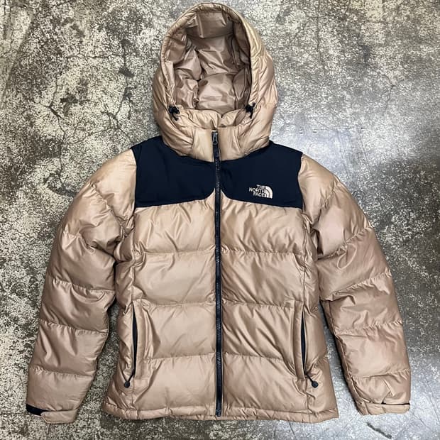 노스페이스 700 눕시2 구스패딩