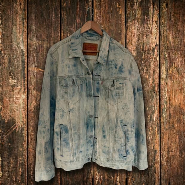 리바이스 블리치 워싱 트러커 데님 자켓