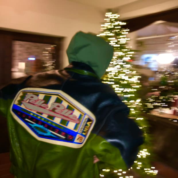 펠레펠레 올드스쿨 가죽 자켓