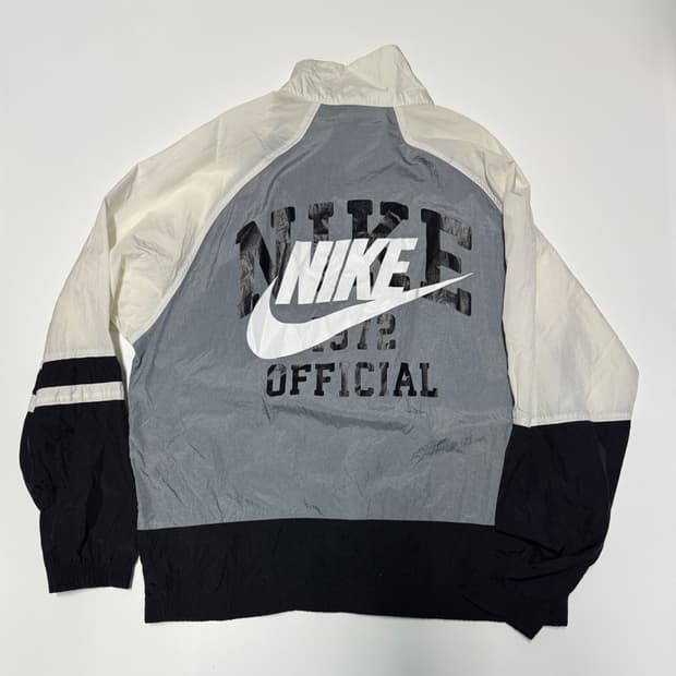 나이키 Nike 21년도 언라인드 나일론 바스락 바람막이 XL