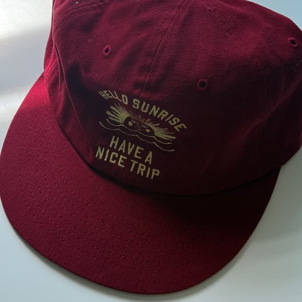 헬로선라이즈 모자