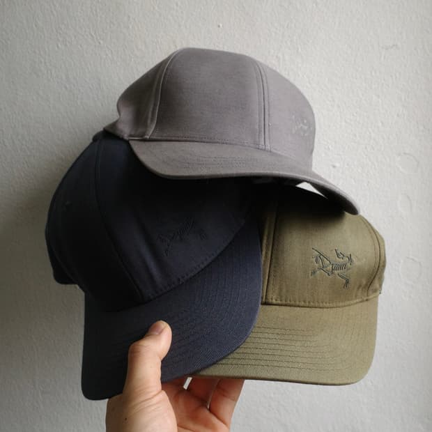 아크테릭스 버드 볼캡