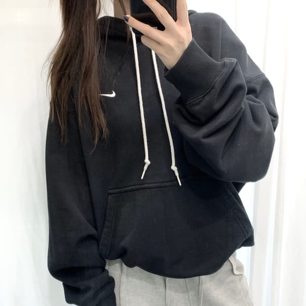 Nike 나이키 NRG라인 스우시 블랙컬러 후드티