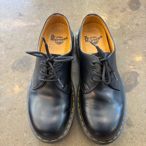 닥터마틴 1461 스무스 블랙 uk4 230