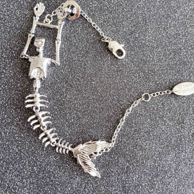 비비안웨스트우드 아카이브 인어 스컬 orb 브레이슬릿 팔찌