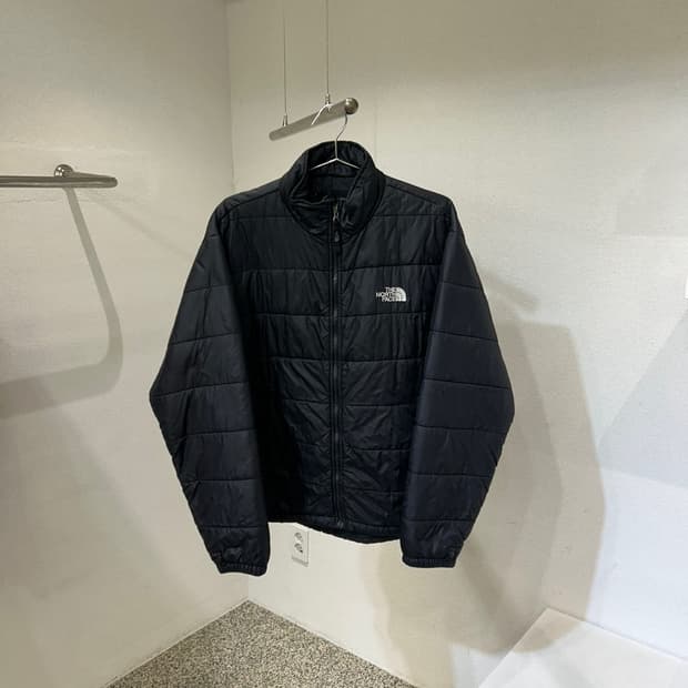 노스페이스 블랙 패딩 자켓