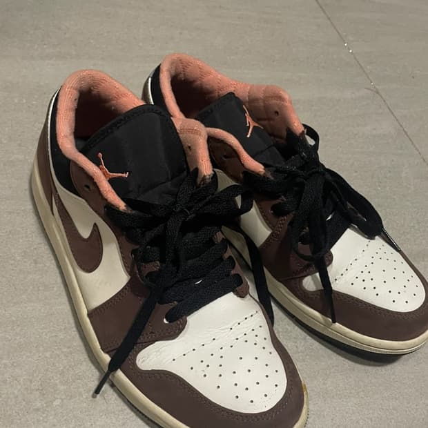 나이키 에어 조던 1 로우 초콜릿 260