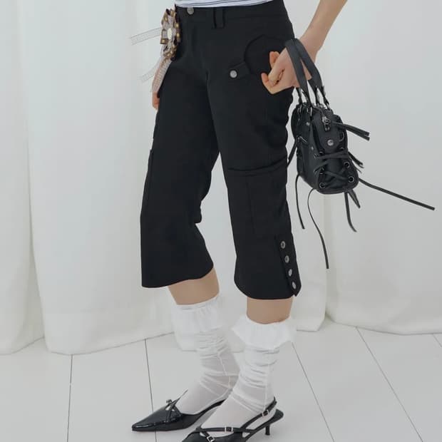 팬시클럽 카고 카프리 팬츠 (BLACK) F26QD152