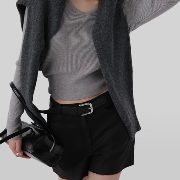 어텀 브이넥니트