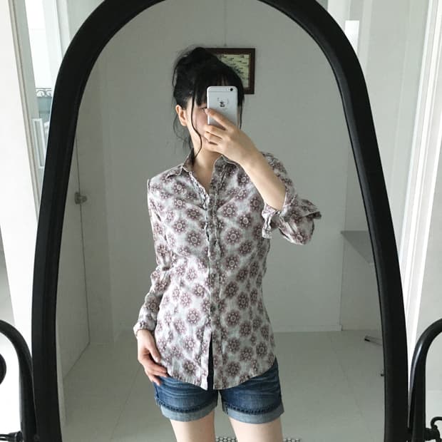 vintage snap button print shirt