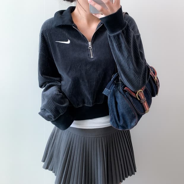 나이키 코듀로이 반집업 맨투맨