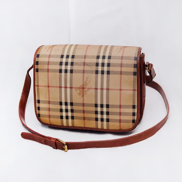 버버리 (BURBERRY) 클래식 노바체크 플랩 숄더.크로스백