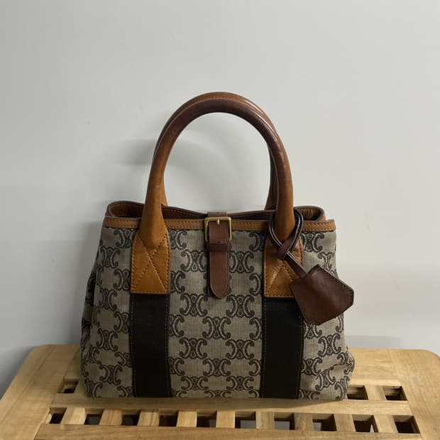 셀린느 트리오페 토트백