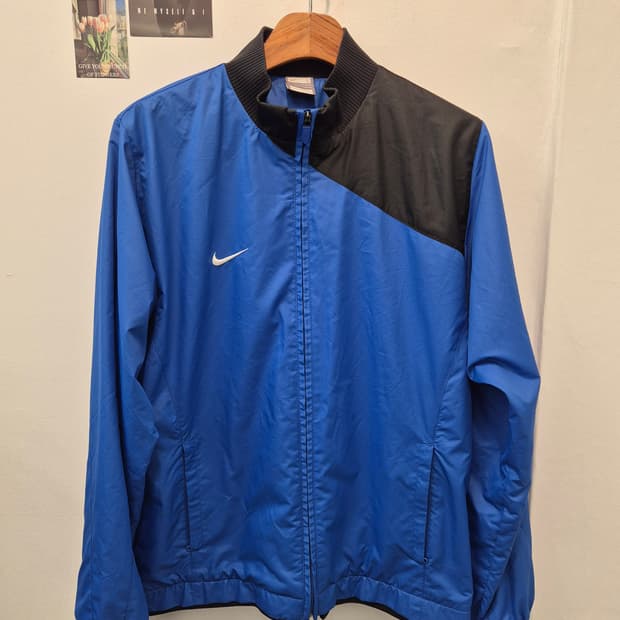 나이키 바람막이 자켓  100

