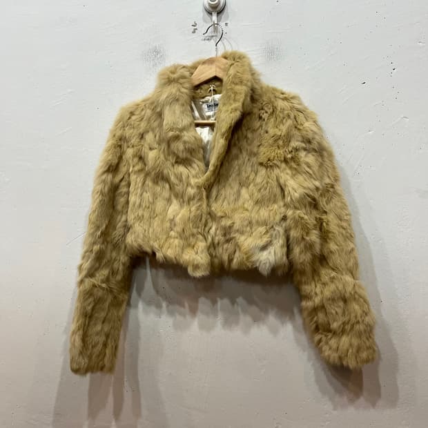 INDIO 레빗퍼 크롭 퍼자켓 미사용품 