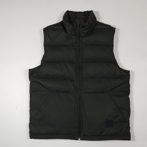 언더아머 덕다운 조끼 패딩