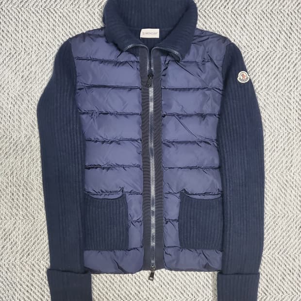 몽클레르 니트 패딩점퍼