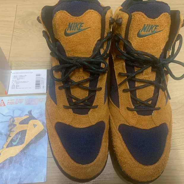 나이키acc 토레미드 사이즈 270 판매합니다