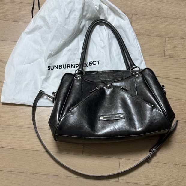 썬번프로젝트 모스백 메탈 가방 한소희 가방 아일릿 이로하