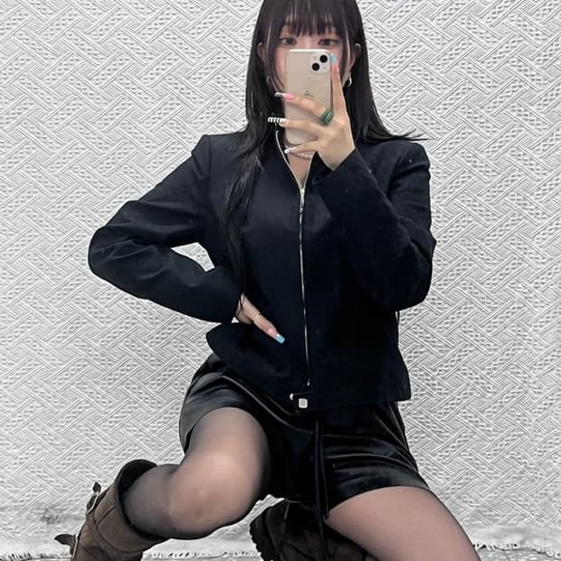 발렌티노 빈티지 캐주얼 모던시크 V패턴 집업 자켓 95 C13091