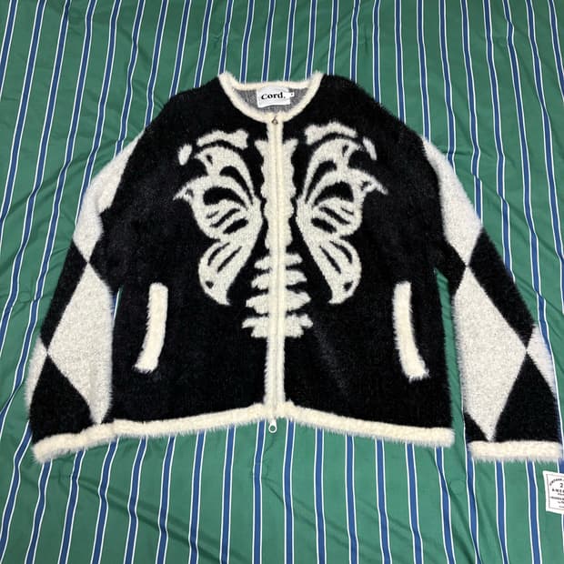 Cord 본플라이 헤어리 니트 짚업