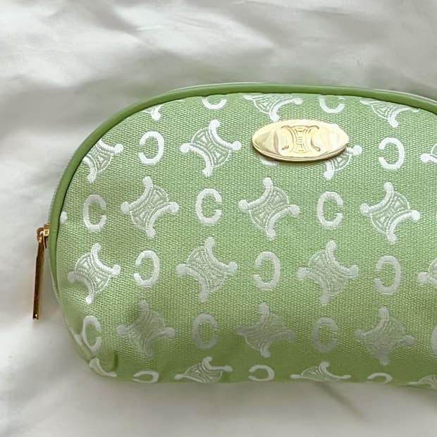 [새상품] celine / 셀린느 파우치 옐로우그린