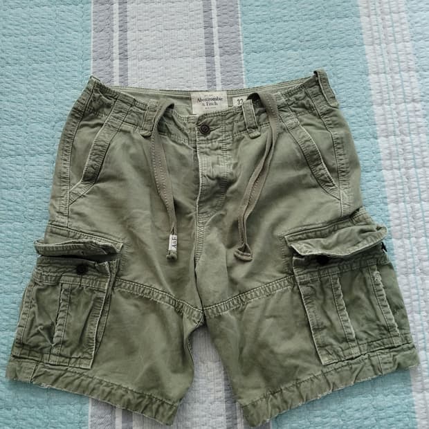 아베크롬비 Abercrombie. 워크웨어 카고숏팬츠. 32사이즈