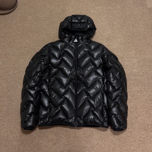 몽클레르 패딩 라베크 (새상품)