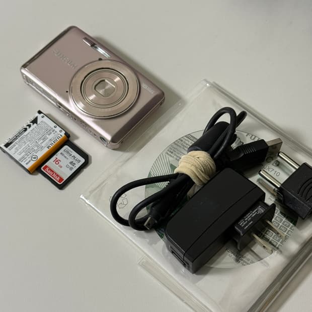 후지필름 파인픽스 JX700 빈티지 디카 디지털카메라 골드