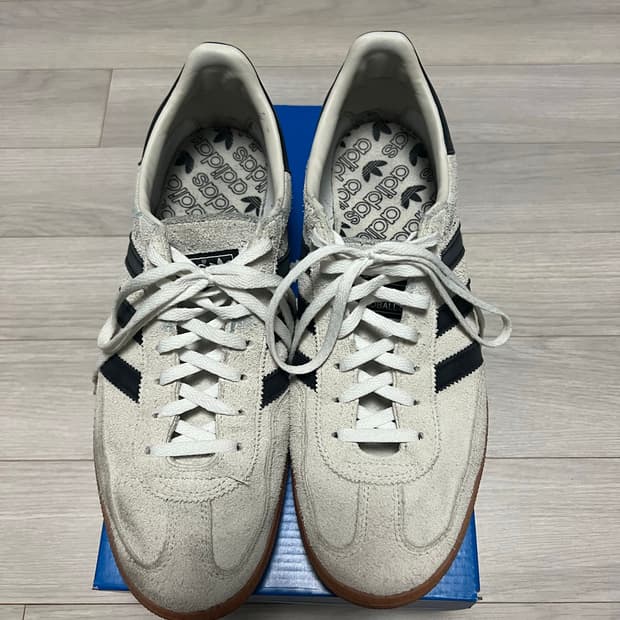 아디다스 스페지알 핸드볼 알루미늄 코어 블랙 280사이즈