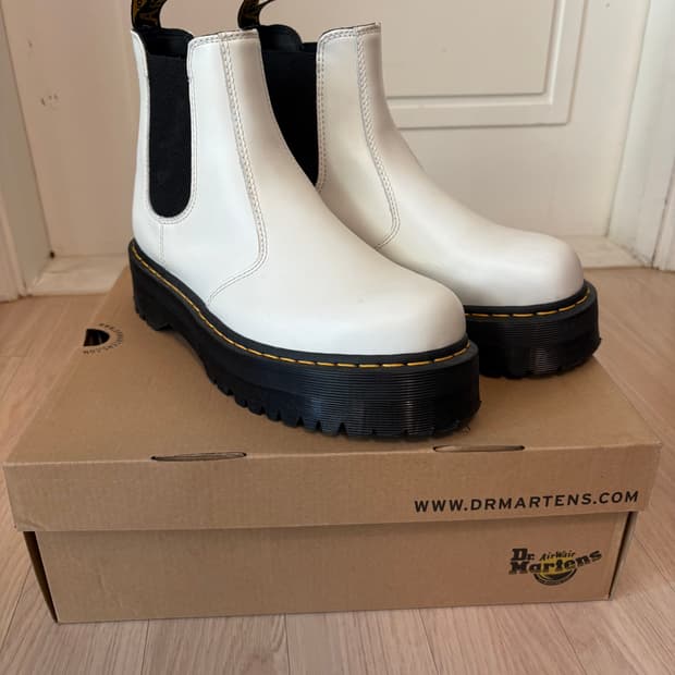 닥터마틴 첼시부츠