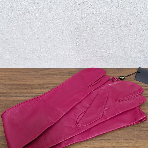 [M] 메종 마르지엘라 로즈 레더 타비 글러브