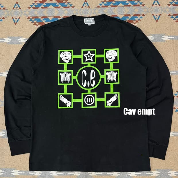 [L] 카브엠트 스컬 노스텔지아 롱 슬리브 