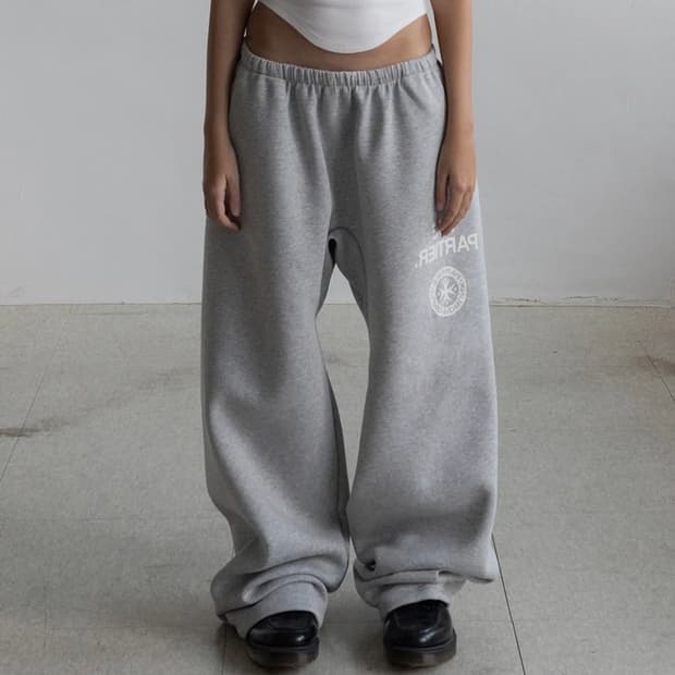 펀치드렁크파티즈 THE PARTIER Sweatpants (GRAY)