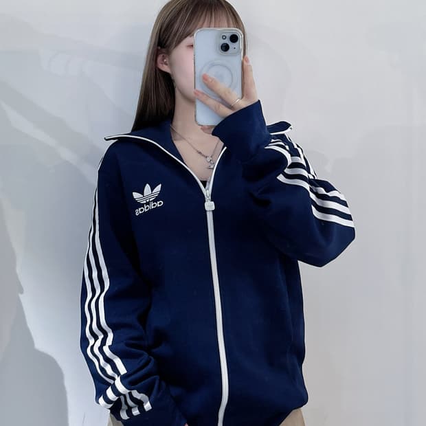 아디다스 유로파 네이비 삼선 트랙탑
