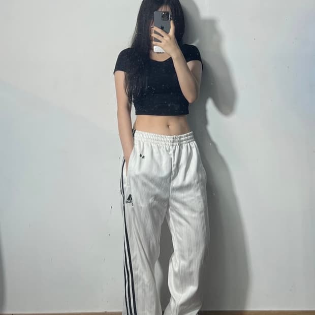 아디다스 화이트 블랙 트랙 팬츠 L